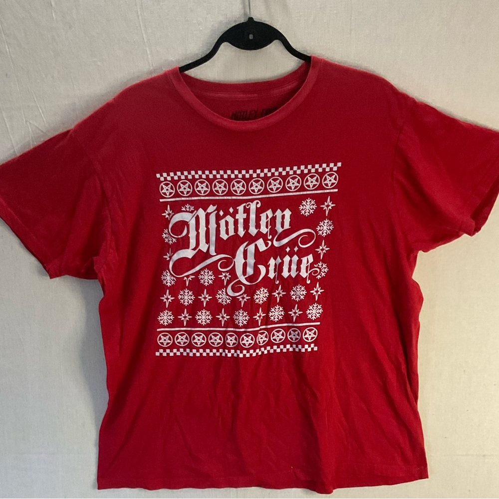 Motley Crue Red  Graphic Tee-XL… rockin red A+++